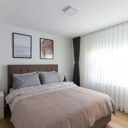 Warm & Cozy 3br In Kadikoey! Апартаменты